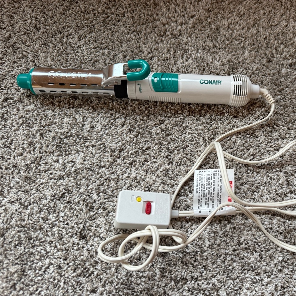 Conair White Hair Styling Tool